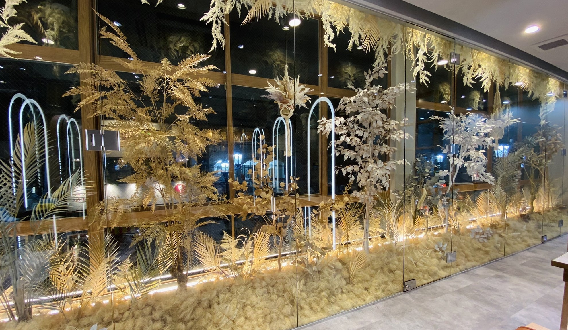 【お店の価値を高める空間装飾デザインとは】